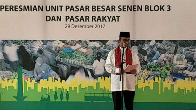 Gubernur Anies Baswedan meresmikan Pasar Besar Senen Blok III dan Pasar Rakyat.
