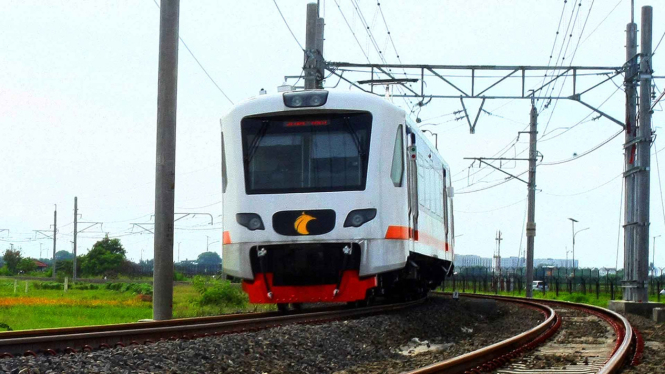 Kereta Api Bandara Soekarno-Hatta (KA Basoetta).