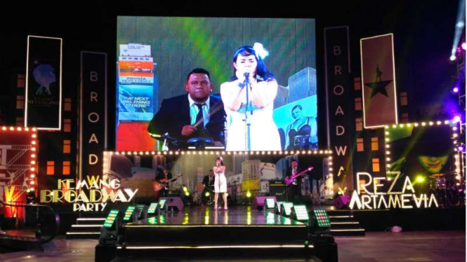 Reza Artamevia tampil di panggung Tahun Baru 2018