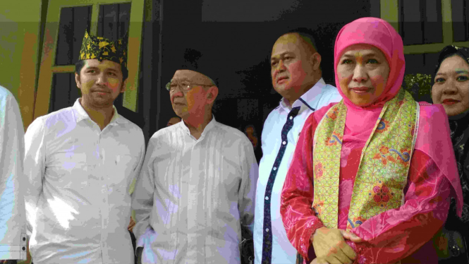 Khofifah dan Emil Dardak saat ke Banyuwangi