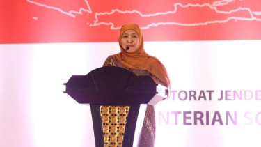 Menteri sosial Khofifah