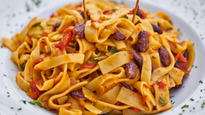 Pasta/fettuccine.