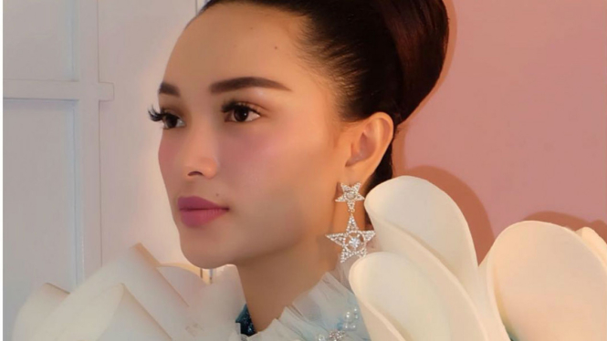 Zaskia Gotik.