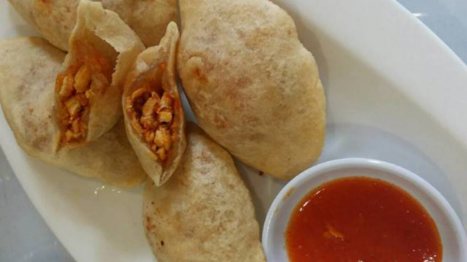 Cireng Ayam Pedas.