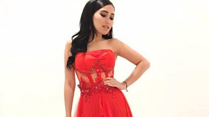Ayu Ting Ting.