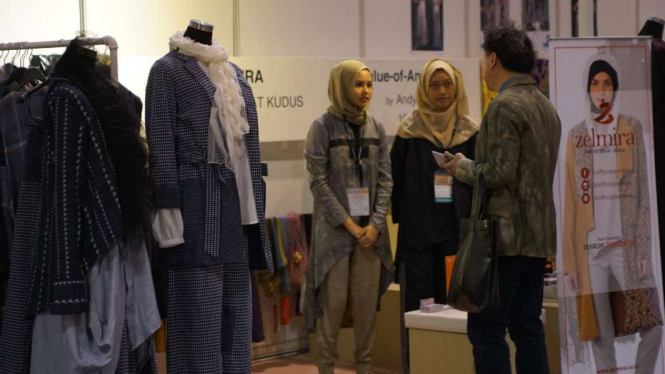 Siswi SMK presentasikan label Zelmira di Hong Kong Fashion Week 