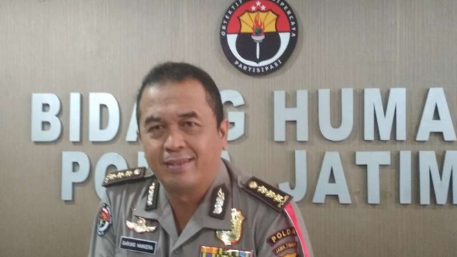 Kabid Humas Polda Jatim Frans Barung Mangera