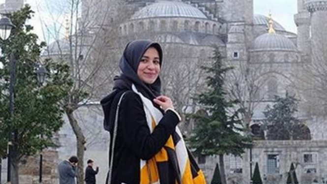 Shireen Sungkar