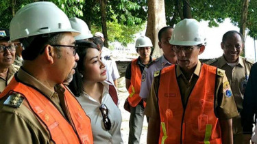 Wakil Gubernur DKI, Sandiaga Uno saat berada di Kepuluan Seribu.
