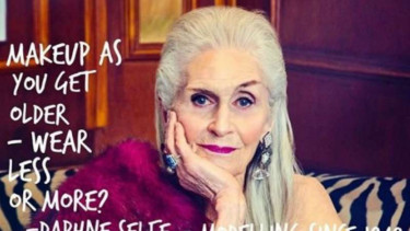 Daphne Self, model tertua di dunia