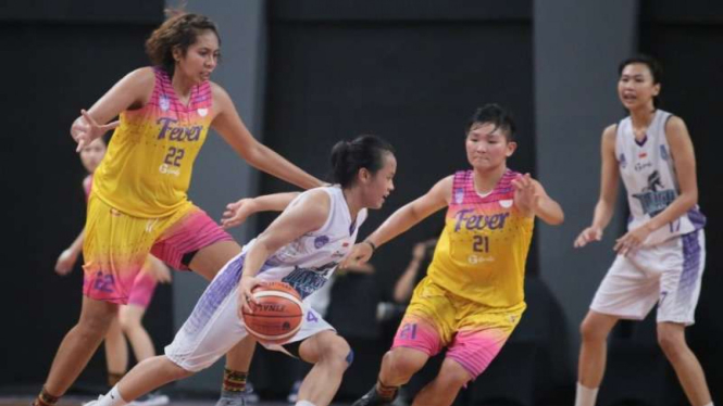 Surabaya Fever v Tanago Jakarta