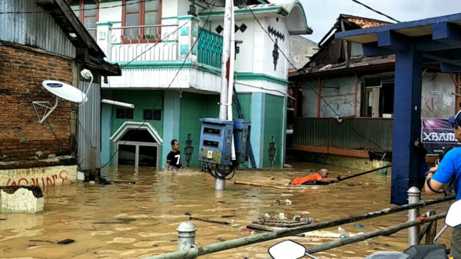 Banjir di kampung pulo, Jakarta Timur