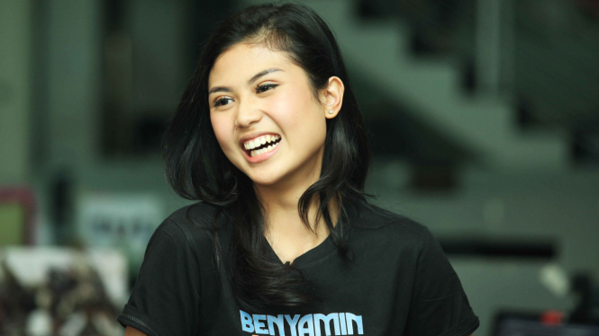Pemain Film Benyamin Biang Kerok, Reza Rahadian dan Adelia Husein