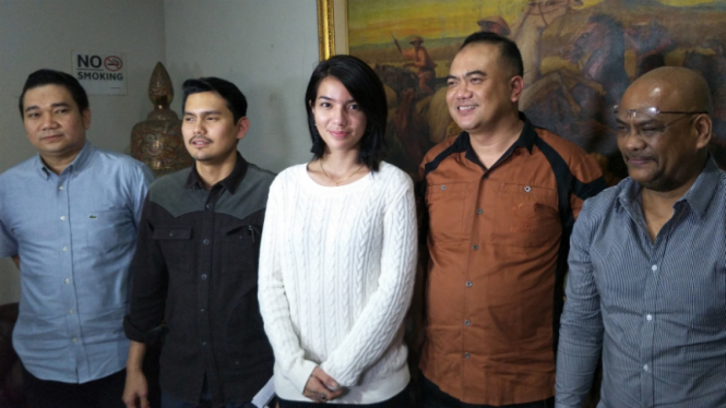 Sheila Marcia dan tim kuasa hukumnya.