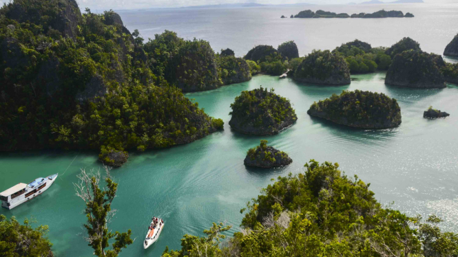 Dermaga Piaynemo Island, Kabupaten Raja Ampat