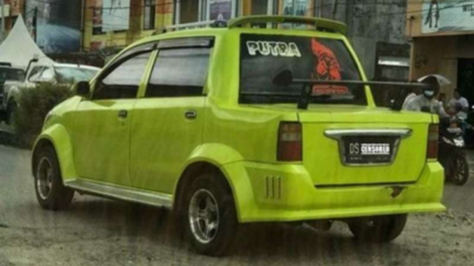 Avanza modifikasi double cabin asal Papua.