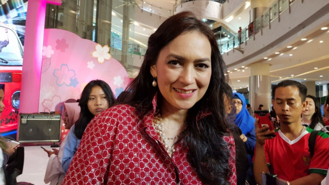 Ira Wibowo
