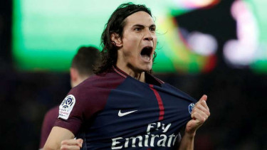 Striker Paris Saint-Germain, Edinson Cavani.