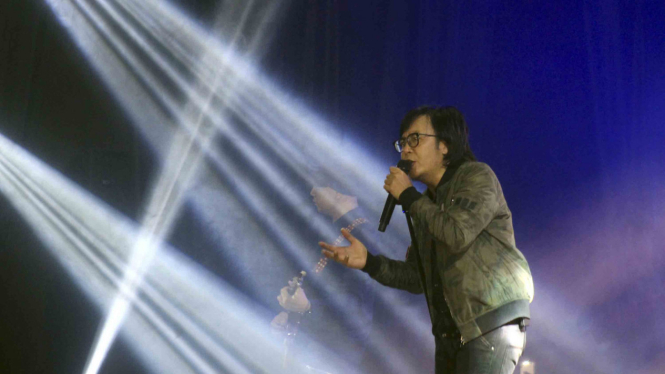 Penyanyi Ari Lasso.