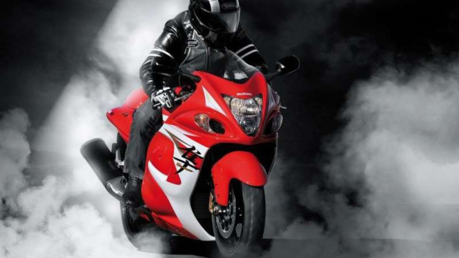 Suzuki Hayabusa.