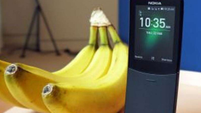 Nokia 8110.