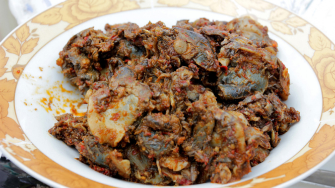 Rendang lokan.