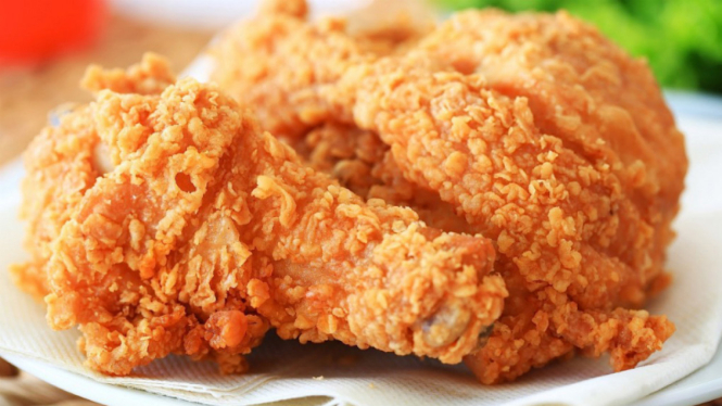 Ayam goreng KFC.