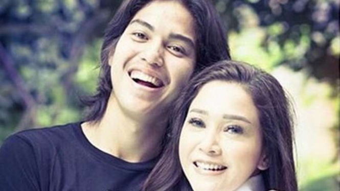 El Rumi dan Maia Estianty