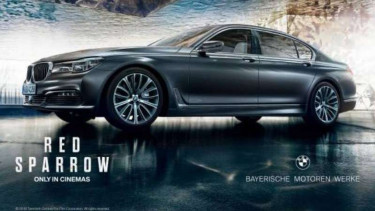 Mobil BMW Seri 7 di film Red Sparrow