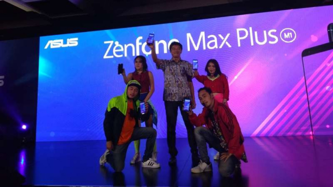 Peluncuran ZenFone Max Plus M1.