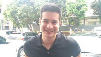 Andi Soraya Suka Nikah Diam-diam, Ini Kata Steve Emmanuel