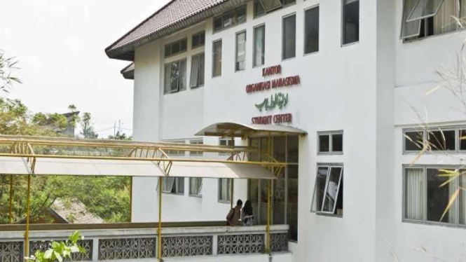 Suasana di salah satu sudut di Kampus UIN Yogyakarta.