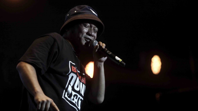 Penyanyi yang juga rapper Iwa K.