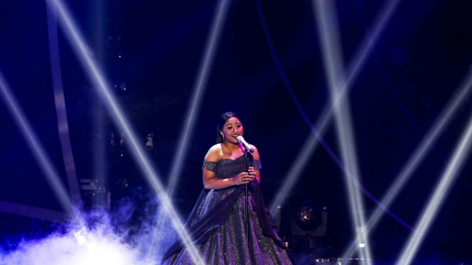 Penyanyi Maria tampil di Konser Indonesian Idol 2018 di Studio RCTI, Kebon Jeruk