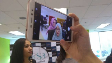 Smartphone Infinix Hot S3.