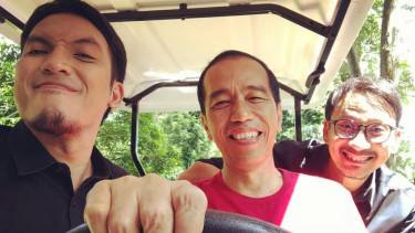 Desta, Jokowi, dan Vincent Rompies