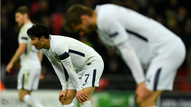 Striker Tottenham Hotspur, Son Heung-min, meratapi kegagalan timnya melaju ke perempatfinal Liga Champions.