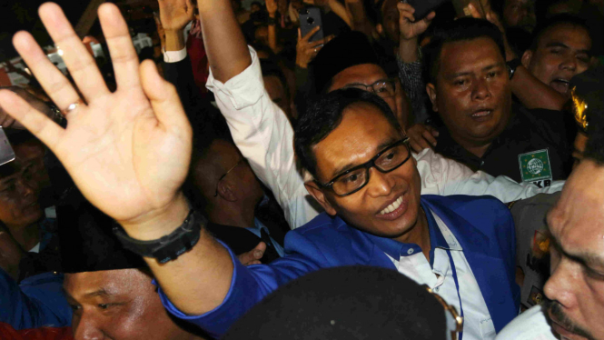 Bakal Cagub Sumut JR Saragih