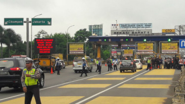 Pemberlakuan Sistem ganjil genap di Tol Cikampek