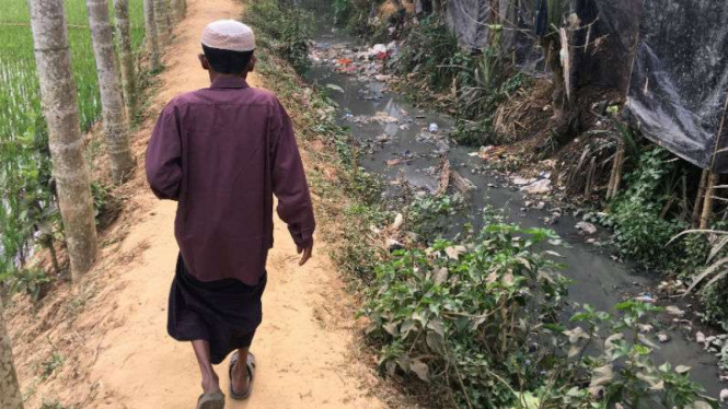 Rohingya yang mengungsi ke Bangladesh