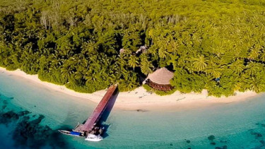 Kawasan Aloita Resort di Pulau Simakakang, Kabupaten Kepulauan Mentawai. 