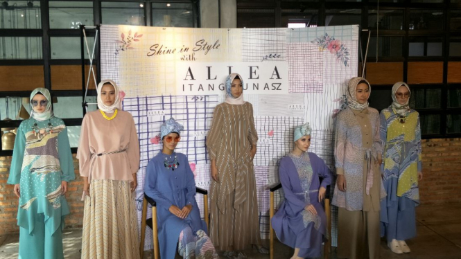 Koleksi Allea Itang Yunasz