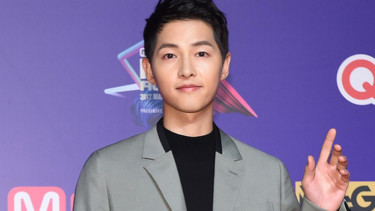 Song Joong Ki.