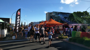 Nightmarket di Rotorua, Selandia Baru.