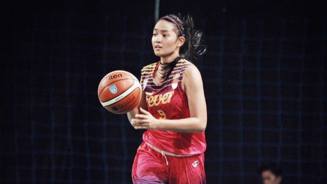Shooting guard Surabaya Fever, Olivia Claudia Hadinata