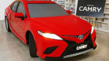 Camry dari lego.