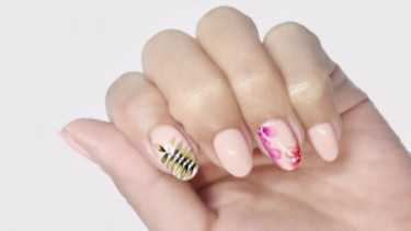 Ilustrasi nail art