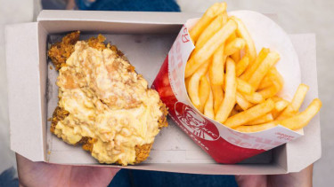 Ayam goreng KFC.