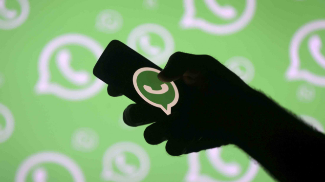 Aplikasi WhatsApp.