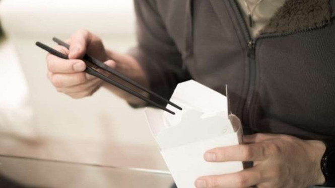 Gravity Chopsticks
